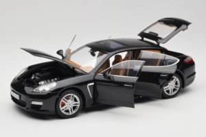 Porsche Panamera 970 Turbo Basalt Black Norev 1:18 WAP02100319 Metalli — kuva 2 / 8