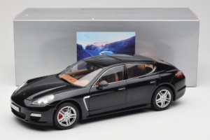 Porsche Panamera 970 Turbo Basalt Black Norev 1:18 WAP02100319 Metalli — kuva 8 / 8