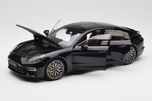 Porsche Panamera 971 Turbo S Sininen Metallic Minichamps 1:18 113061075 Metalli — kuva 2 / 8