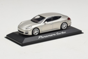 Porsche Panamera 970 Turbo Hopea Minichamps 1:43 WAP02000519 Metalli — kuva 2 / 5