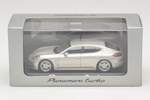 Porsche Panamera 970 Turbo Hopea Minichamps 1:43 WAP02000519 Metalli — kuva 5 / 5