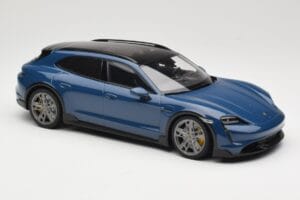Porsche Taycan J1 Turbo S Cross Turismo Sininen Minichamps 1:18 155069301 Metalli — kuva 4 / 6