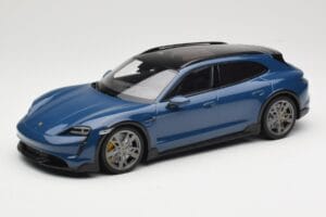 Porsche Taycan J1 Turbo S Cross Turismo Sininen Minichamps 1:18 155069301 Metalli