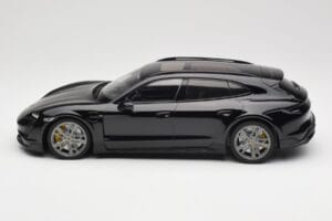 Porsche Taycan J1 Turbo S Cross Turismo Musta Minichamps 1:18 155069300 Metalli — kuva 3 / 6