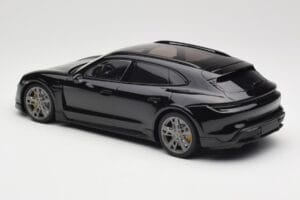 Porsche Taycan J1 Turbo S Cross Turismo Musta Minichamps 1:18 155069300 Metalli — kuva 5 / 6