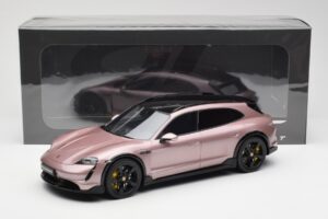 Porsche Taycan Turbo S Cross Turismo Metallinhohtoinen Vaaleanpunainen GT Spirit 1:18 GT440 Hartsi — kuva 6 / 6