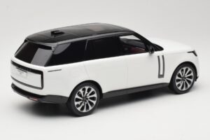 Land Rover Range Rover L460 P530 Autobiography Fuji White GT Spirit 1:18 GT533 Hartsi — kuva 2 / 6