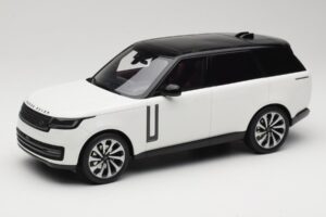 Land Rover Range Rover L460 P530 Autobiography Fuji White GT Spirit 1:18 GT533 Hartsi