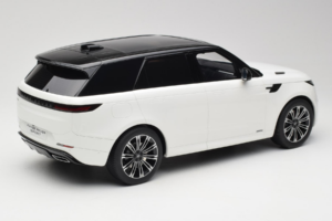 Range Rover Sport L461 P510e Fuji White GT Spirit 1:12 GT553 Hartsi — kuva 2 / 6