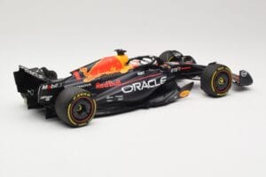 Red Bull Racing RB19 #1 M. Verstappen Winner Monaco GP 2023 Minichamps 1:18 110230701 Metalli — kuva 2 / 6