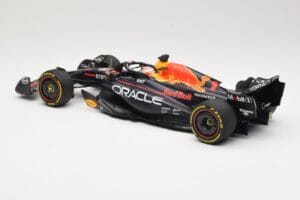 Red Bull Racing RB19 #1 M. Verstappen Winner Monaco GP 2023 Minichamps 1:18 110230701 Metalli — kuva 5 / 6