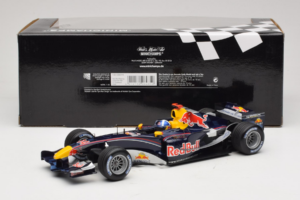 Red Bull RB1 Cosworth #14 D. Coulthard Red Bull Racing Showcar 2005 Minichamps 1:18 100050084 Metalli — kuva 6 / 7