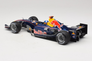 Red Bull RB1 Cosworth #14 D. Coulthard Red Bull Racing Showcar 2005 Minichamps 1:18 100050014 Metalli — kuva 5 / 6