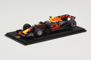 Red Bull RB13 Tag Heuer #33 M. Verstappen Belgian Grand Prix 2017 Spark 1:43 AM33SP8 Hartsi — kuva 2 / 4