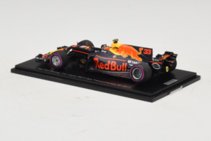 Red Bull RB13 Tag Heuer #33 M. Verstappen Belgian Grand Prix 2017 Spark 1:43 AM33SP8 Hartsi — kuva 3 / 4