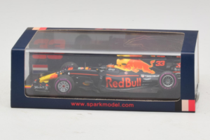 Red Bull RB13 Tag Heuer #33 M. Verstappen Belgian Grand Prix 2017 Spark 1:43 AM33SP8 Hartsi — kuva 4 / 4