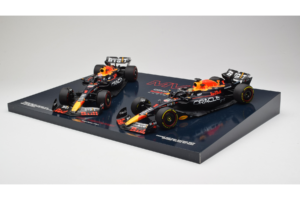 Red Bull RB19 Honda RBPT #1 M. Verstappen Oracle Red Bull Racing Qatar Grand Prix World Champion 2023 Minichamps 1:18 1122318 — kuva 2 / 6