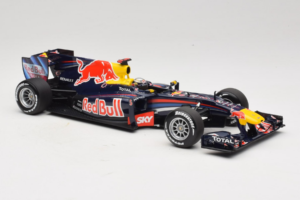 Red Bull RB6 Renault #5 S. Vettel Red Bull Racing Brazilian Grand Prix Winner 2010 Minichamps 1:18 110100205 Metalli — kuva 4 / 7