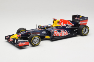 Red Bull RB8 Renault #1 S. Vettel Red Bull Racing Showcar 2012 Minichamps 1:18 110120071 Metalli