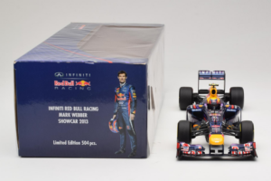 Red Bull RB9 Renault #2 M. Webber Infiniti Red Bull Racing Showcar 2013 Minichamps 1:18 110130072 Metalli — kuva 6 / 6