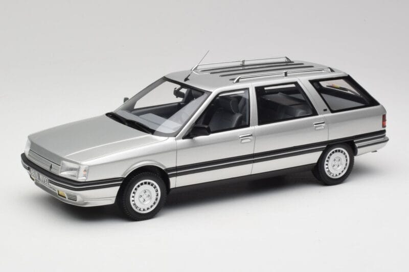 Renault 21 Nevada Hopea Metallic Otto 1:18 OT479 Hartsi