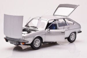 Renault 30 TX Hopea Norev 1:18 185272 Metalli — kuva 2 / 8