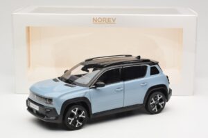 Renault 4 E-Tech Electric Cloud Blue Norev 1:18 185521 Metalli — kuva 8 / 8
