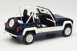 Renault 4L JP4 Sininen Otto 1:18 OT212 Hartsi — kuva 2 / 6