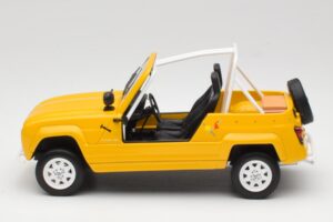 Renault 4L JP4 Jaune Tournesol Otto 1:18 OT1079 Hartsi — kuva 3 / 6