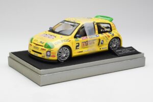 Renault Clio Sport #2 E. Rangoni Renault Clio Trophy Winner 2000 Universal Hobbies 1:18 7711218616 Metalli