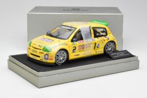 Renault Clio Sport #2 E. Rangoni Renault Clio Trophy Winner 2000 Universal Hobbies 1:18 7711218616 Metalli — kuva 6 / 6