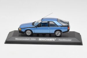 Renault Fuego Sininen Metallic Minichamps 1:43 400113520 Metalli
