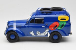 Renault Juvaquatre Michelin Blue Solido 1:18 82008 Metalli — kuva 4 / 8