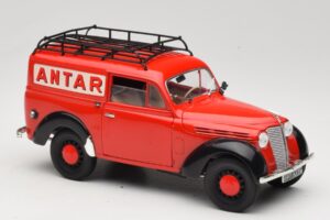 Renault Juvaquatre Utilitaire Punainen Solido 1:18 8424 Metalli — kuva 6 / 8