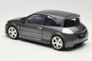 Renault Megane Mk2 RS Vampire Grey Norev 1:18 185101 Metalli — kuva 7 / 8