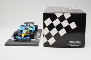 Renault R25 #5 F. Alonso 2nd Place British GP 2005 Minichamps 1:18 117051105 Metalli — kuva 6 / 6