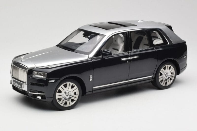Rolls-Royce Cullinan Musta & Hopea OEM 1:18 ROLLS001 Metalli