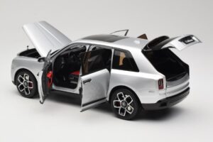 Rolls-Royce Cullinan Hopea Shadow Wheels -Vanteilla OEM 1:18 028-16A Metalli — kuva 5 / 8