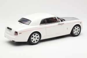 Rolls-Royce Phantom Coupe English Valkoinen Hopea Kyosho 1:18 08861EW Metalli — kuva 3 / 8