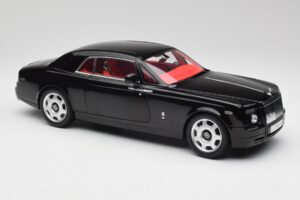 Rolls-Royce Phantom Coupe Diamond Musta Kyosho 1:18 08862DBK Metalli — kuva 6 / 8