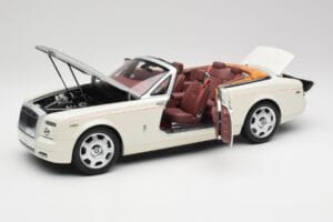 Rolls-Royce Phantom Drophead Coupe English Valkoinen Kyosho 1:18 08871EW2 Metalli — kuva 2 / 10