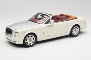 Rolls-Royce Phantom Drophead Coupe English Valkoinen Kyosho 1:18 08871EW2 Metalli