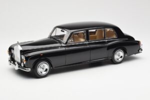 Rolls-Royce Phantom VI EWB Musta Kyosho 1:18 08905BK Metalli
