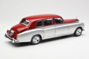 Rolls-Royce Phantom VI Hopea Punainen Kyosho 1:18 08905SR Metalli — kuva 3 / 8