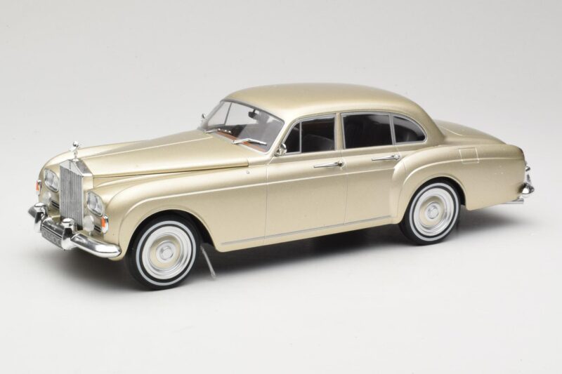 Rolls-Royce Silver Cloud III Flying Spur H.J. Mulliner Kulta MCG 1:18 MCG18058 Metalli