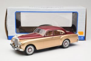 Rolls-Royce Silver Cloud III Flying Spur H.J. Mulliner Punainen & Kulta MCG 1:18 MCG18132 Metalli — kuva 6 / 6