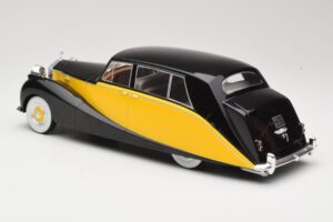 Rolls-Royce Silver Wraith Empress by Hooper Musta & Keltainen MCG 1:18 MCG18066 Metalli — kuva 5 / 6