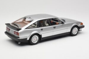 Rover Vitesse SD1 3.5 V8 Hopea Minichamps 1:18 107138402 Metalli — kuva 2 / 6