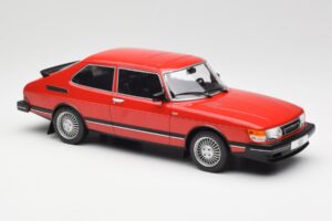 Saab 900 GL Punainen MCG 1:18 MCG18340 Metalli — kuva 2 / 6