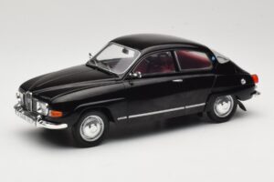 Saab 96 V4 Musta MCG 1:18 MCG18063 Metalli